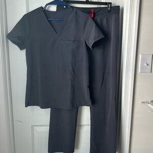 Figs Women's Scrub Set in Dark Gray